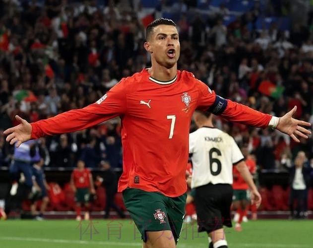 世界杯10大巨星:梅西C罗领衔 4名金球先生 法国巴西各2人 世界杯10大巨星:梅西C罗领衔 4名金球先生 法国巴西各2人